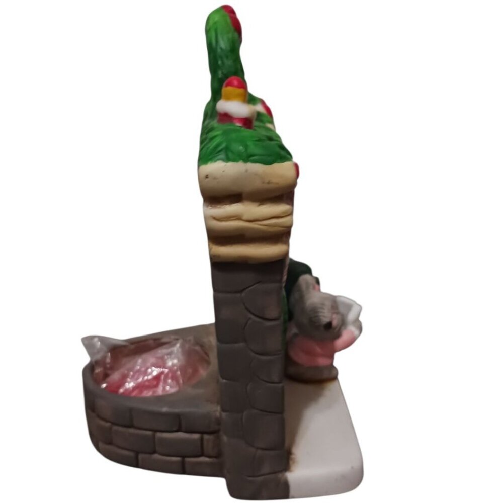 Dayton Hudson Vtg Christmas Mouse Figurine Decoration With Fireplace Scene - Picture 3 of 10